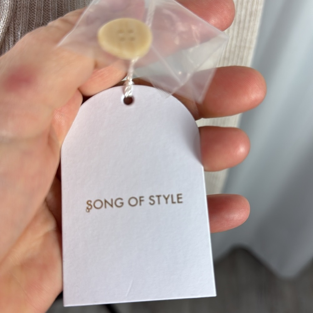 Song of Style Beige Off-Shoulder Sweater - Picture 4 of 8